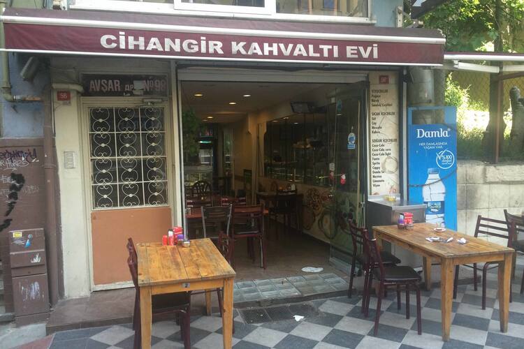 Taksim Cihangir Arasi Kahvalti Mekanlari Galeri Lifestyle 08 Nisan 2015 Carsamba